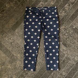 GAP City Slim Chinos - size 8